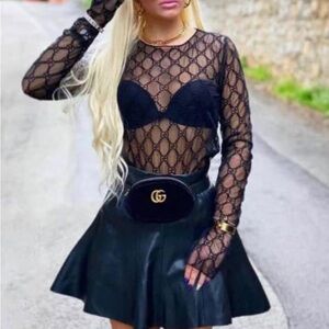 Gucci top size small